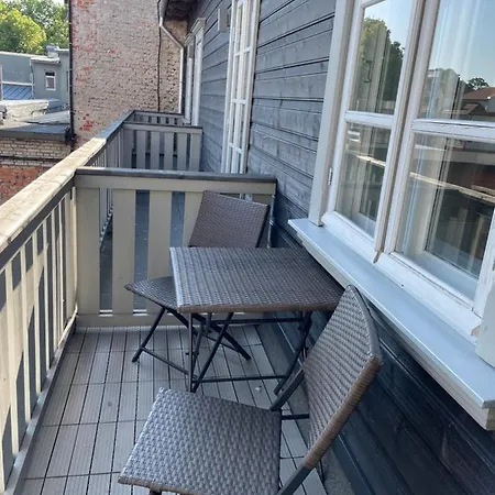 Modern In Old Town *