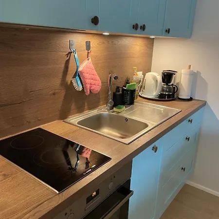 Modern In Old Town Apartman